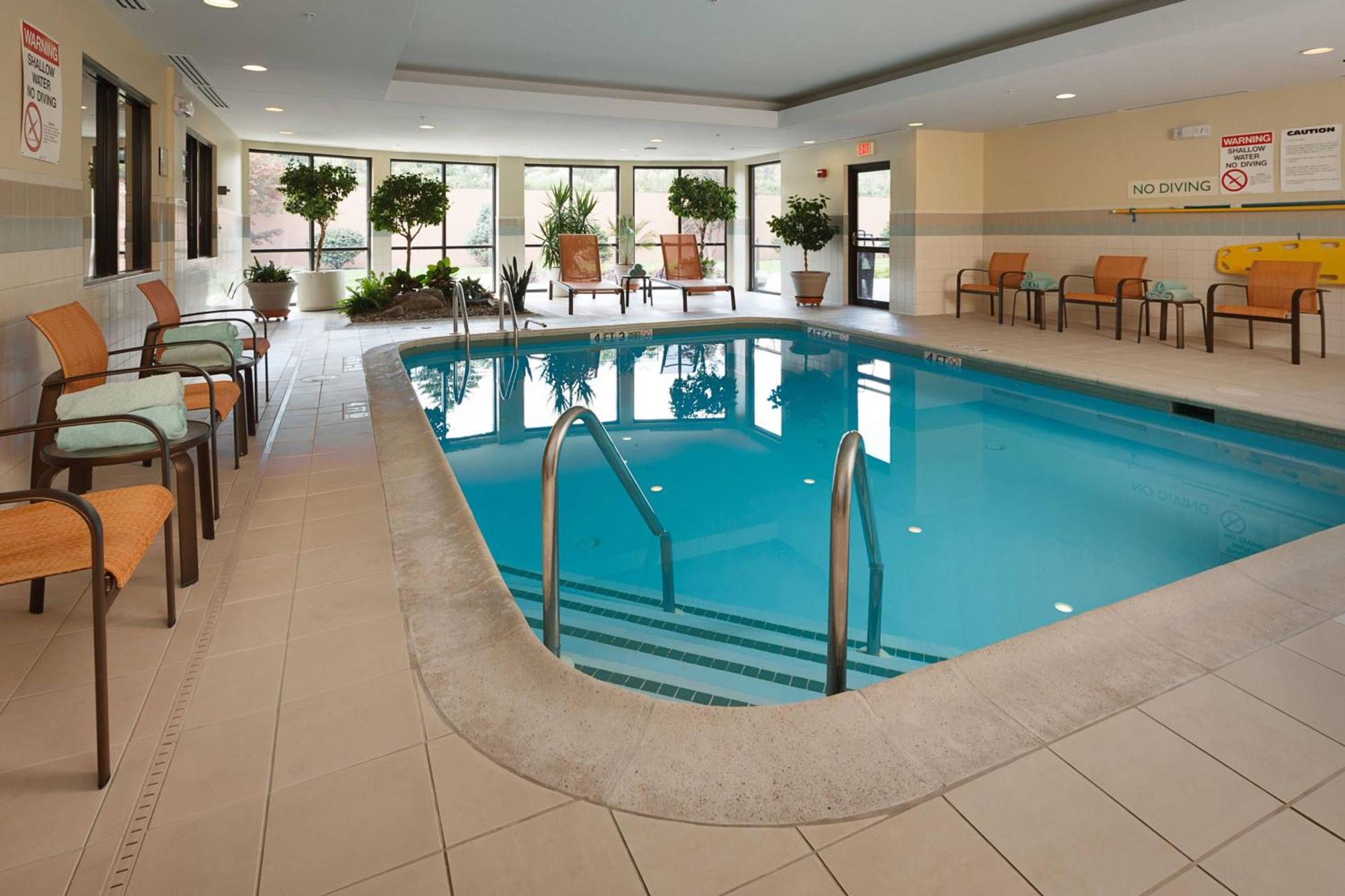 Courtyard By Marriott Harrisburg Hershey Экстерьер фото