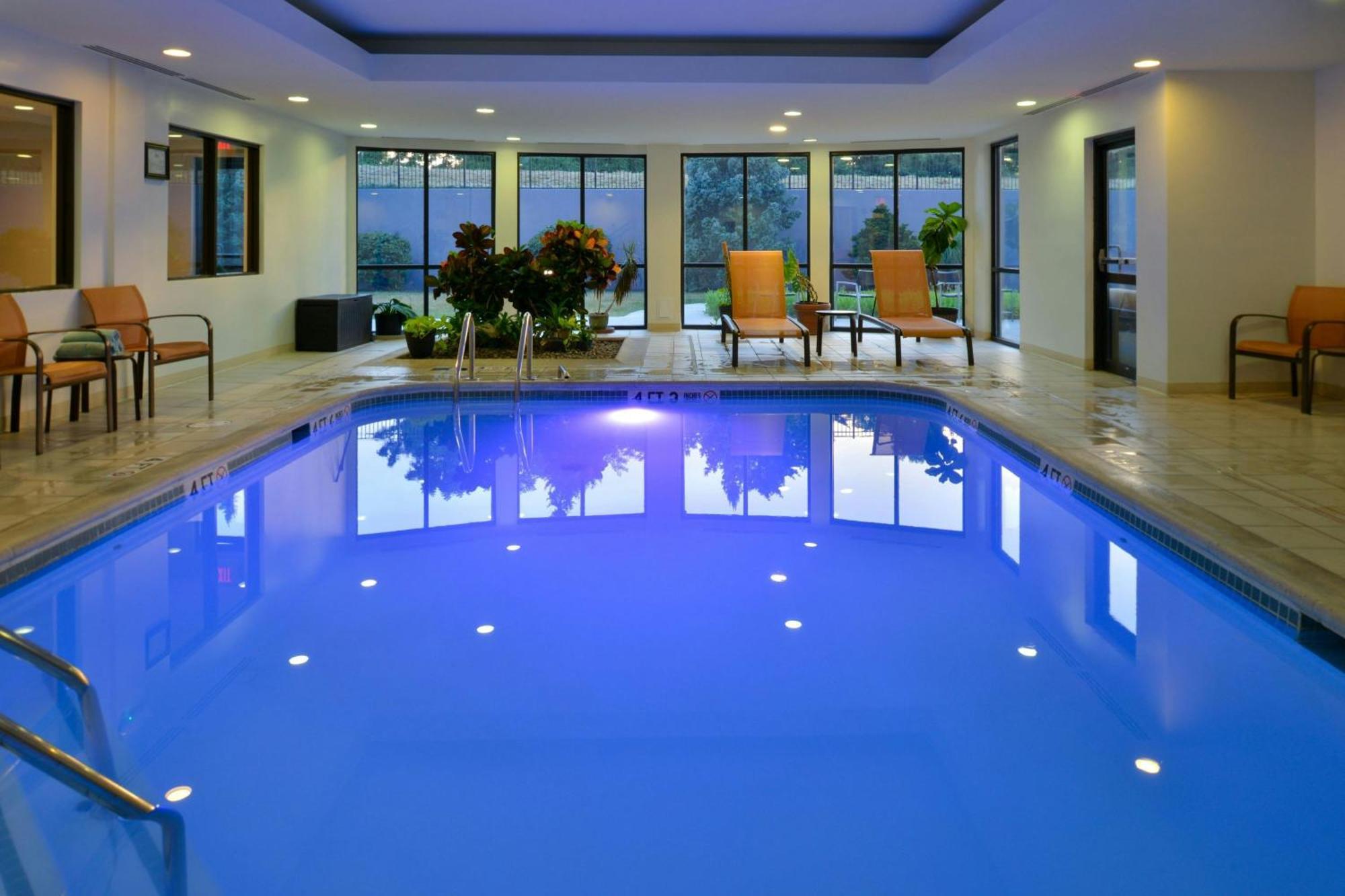 Courtyard By Marriott Harrisburg Hershey Экстерьер фото